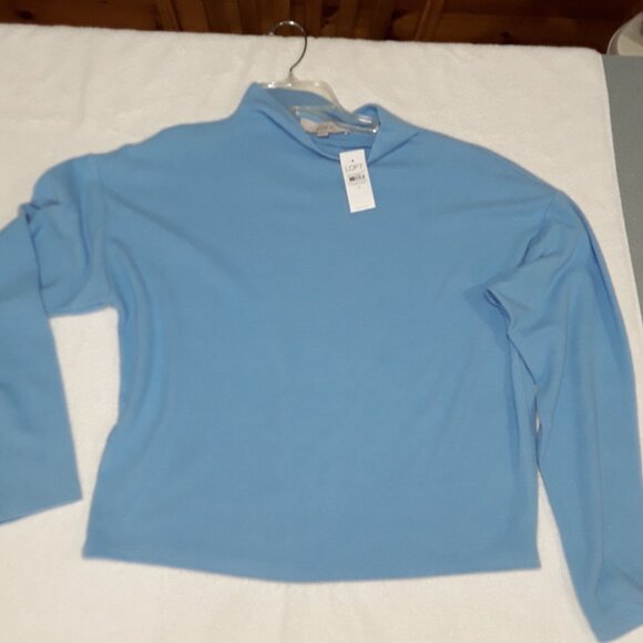 Loft - new w/tags  - very soft mock neck sweater - Picture 4 of 4